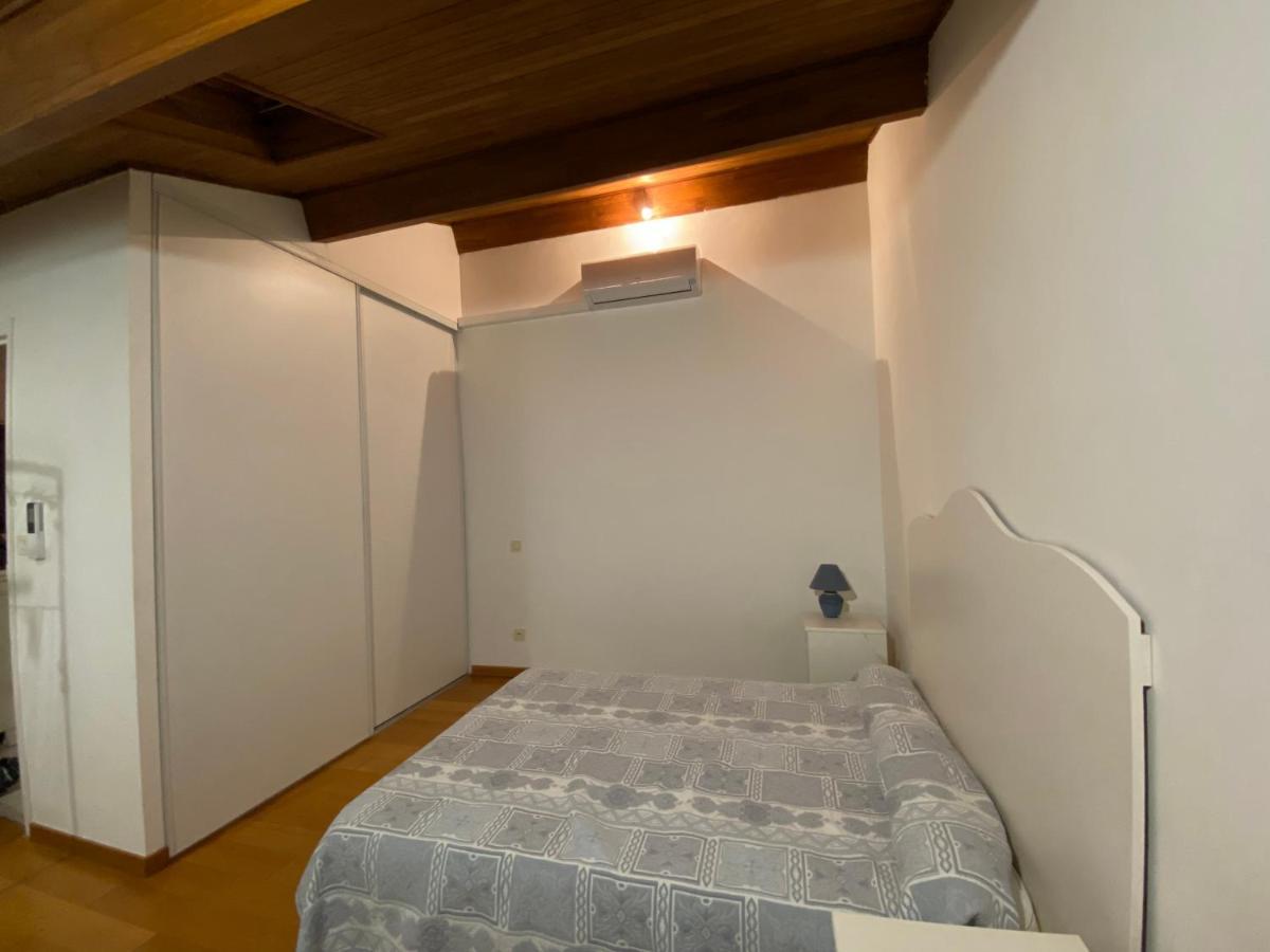 Corte Apparemment T3 en résidence privé Esterno foto